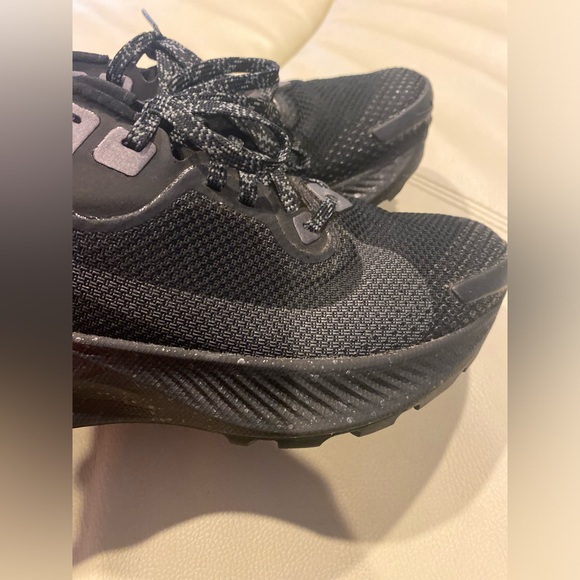 Nike Pegasus Trail GTX 'Black Metallic Dark Grey' - Picture 2 of 9